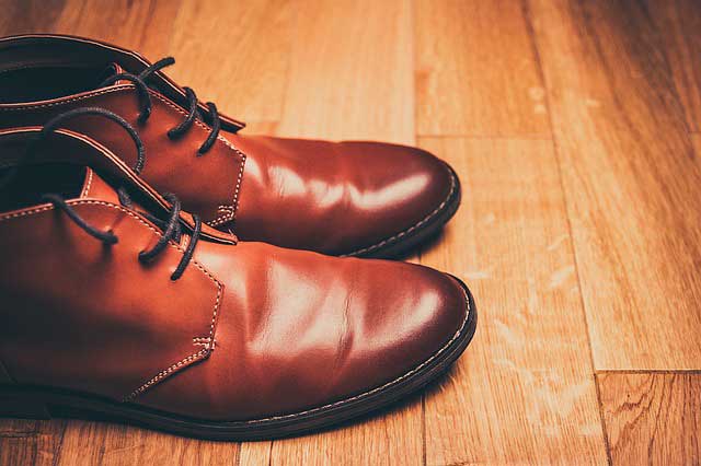 Selber Schuhe nach Hüft OP anziehen – Hilfreiche Techniken, Tipps und Tricks