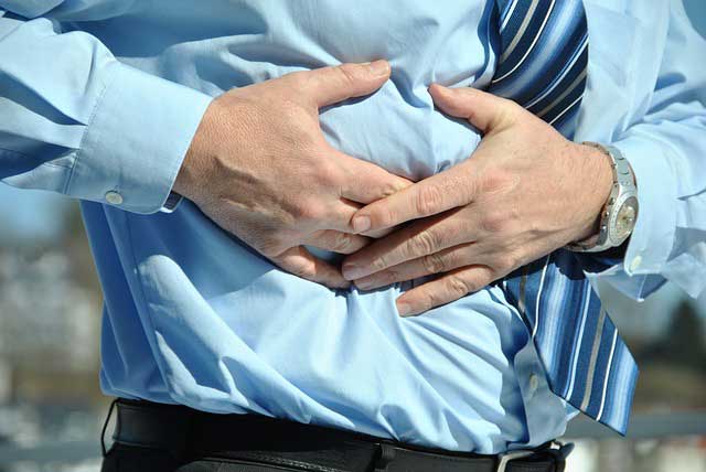 Bauchschmerzen rechts - welche Ursachen gibt es?
